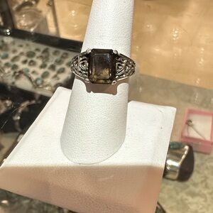 452993 - Silver Ring With Spinel